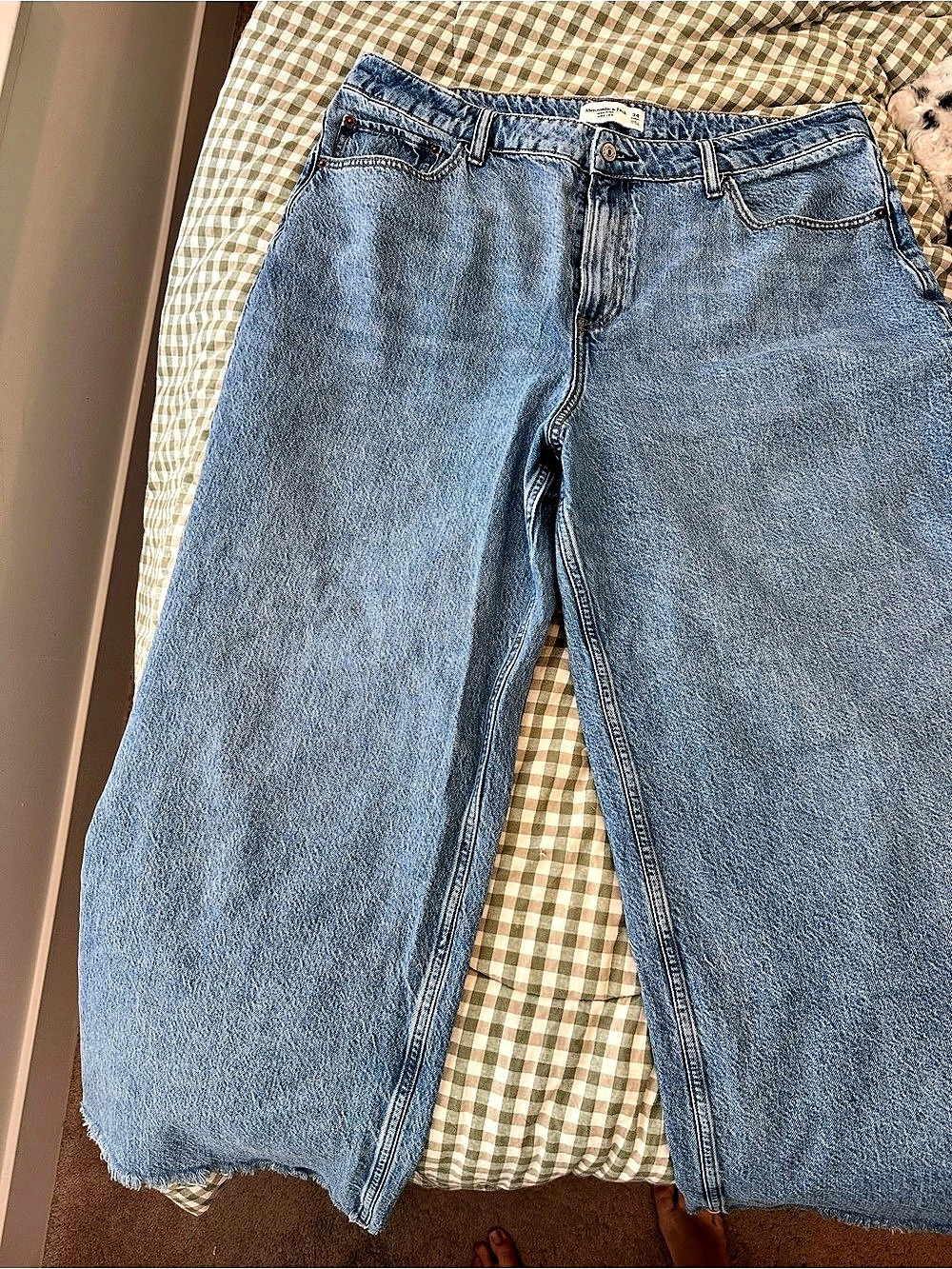 Abercrombie & Fitch Curve 34 SHORT High Rise Wide Leg Jean High Rise Wide Leg
